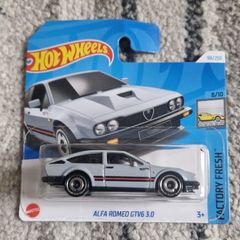 Hot Wheels - Alfa Romeo GTV6 3.0