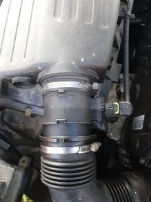 Opel insignia air flow meter. 2.0