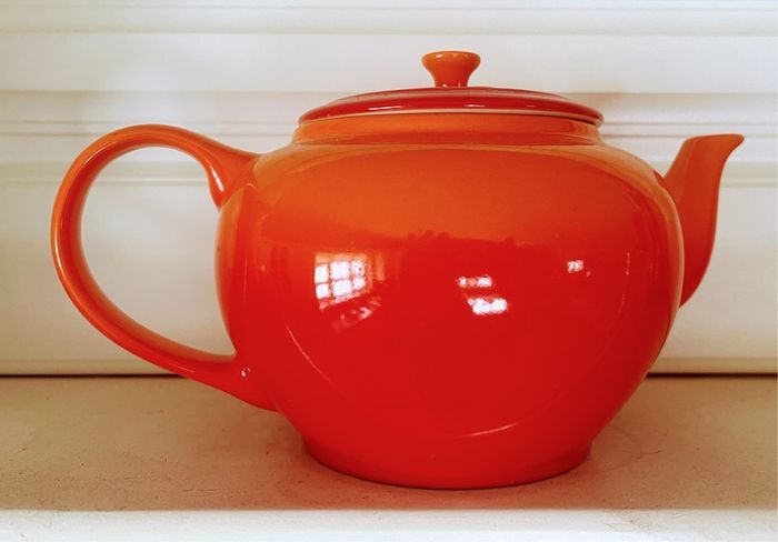 Le  Creuset tea pot