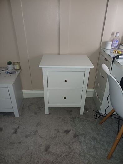 ikea locker/Table