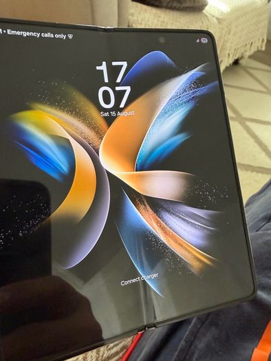 Samsung Galaxy Z Fold4 256GB | Needs display repair