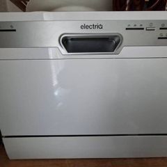 Counter top dishwasher