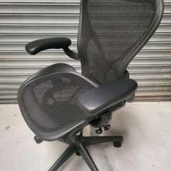 Herman Miller Aeron Posture Fit. Mint Condition.  Fully Loaded