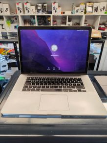 Apple MacBook Pro a1398 Retina 15.4" Mid 2015 256GB SSD 16GB Ram 2.5GHz Core i7 macOS Monterey (Battery Cycle: 845)