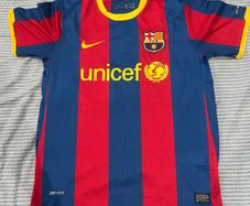 Fc Barcelona Jersey 2010/11 (size small)