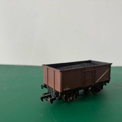 Mainline 37424 OO Gauge Hopper.