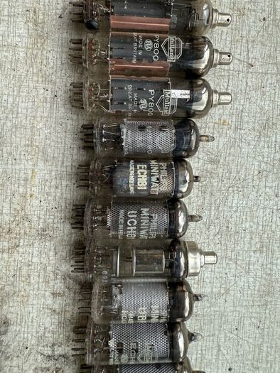 Large Lot of Vintage Radio & Audio Valves, Vacuum Tubes