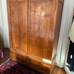 Traditional Wooden Wardrobe / Closet
