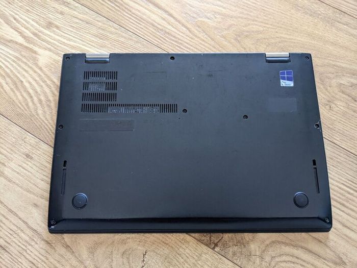 Lenovo Thinkpad X1 Yoga 14" Touchscreen Laptop Intel I5 2.6ghz, 8gb, 128gb Ssd Mobile Sim Card