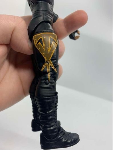 wwe elite series 27 The Undertaker action figure