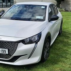 2022 Peugeot e-208 Allure (Electric)