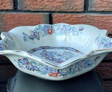 Mason's "Topaz Blue" Scalloped/Ruffled Serving Bowl
