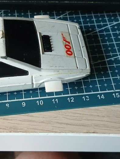 James Bond Lotus