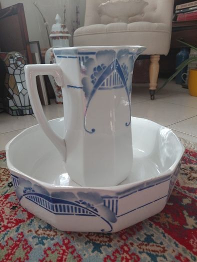 Antique French wash basin and pitcher jug by Ceranord St Amand early 1900s