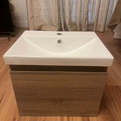 Bathroom vanity unit with matching ceramic  sink