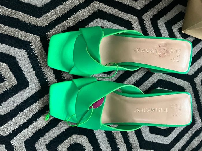 Ladies Shoes
