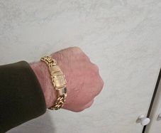 Gold bracelet... 18 k