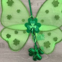 brand new st.petricks wings and magic wand set