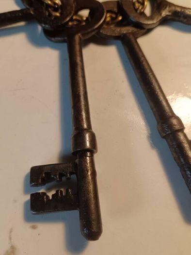 18 Georgian and Victorian Keys