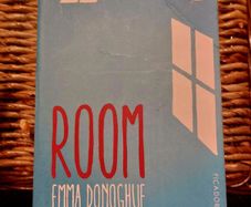 Room. Emma Donoghue
