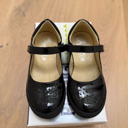 Primigi black patent school shoes size 10 EU28