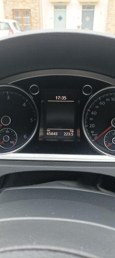 Passat b7 cluster