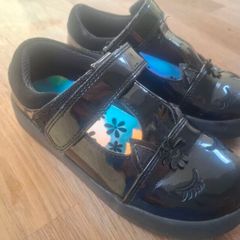 girls school shoes size 10