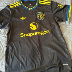 Man Utd 25/26 Third Shirt - Large Fan Version