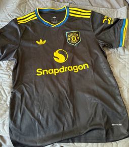 Man Utd 25/26 Third Shirt - Large Fan Version
