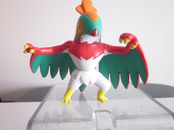 Pokeman Battle  Figure Hawlucha 2022