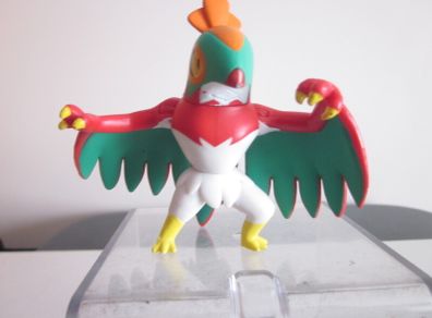 Pokeman Battle  Figure Hawlucha 2022