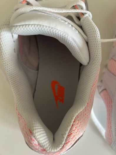Brand new Nike Air Max