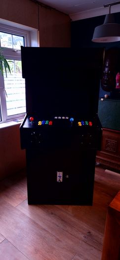 5200 in 1 games arcade cabinet - huge 32" screen