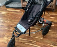 mountain buggy one+