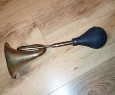 Vintage car horn