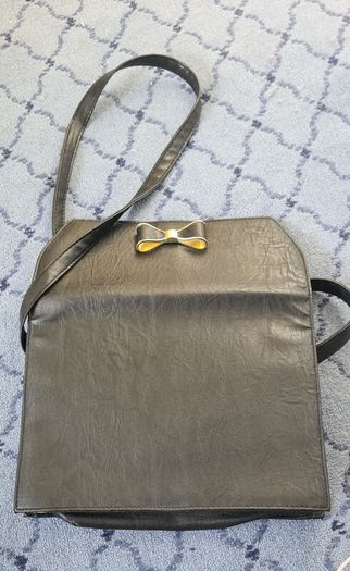 Black and Gold Bow Shoulder Bag from Atmosphere