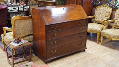Large Victorian slant-front bureau chest / writing desk
