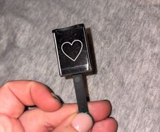 Heart magnet for cat eye polish