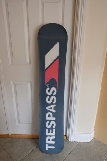Snowboard, bindings and helmet