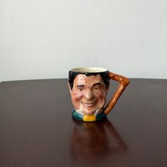 Character face mug