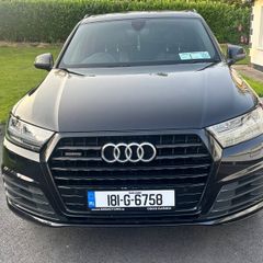 Audi Q7 Black Edition 7 Seats - 2018