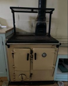 Rayburn Range Cooker with back boiler - converted to kerosene
