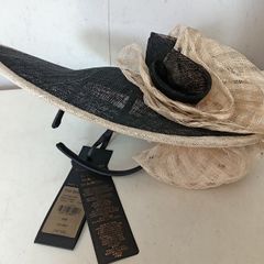Black and Cream? Headpiece