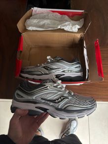 Saucony