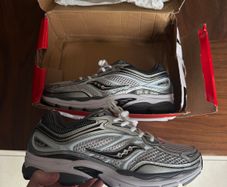 Saucony