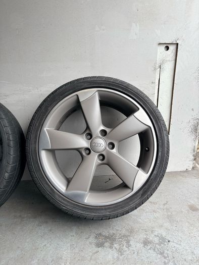 18in 5x112 genuine audi ttrs alloys