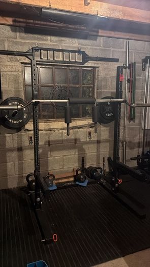 Safety squat bar