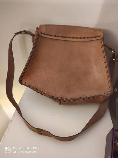 Vintage leather bag