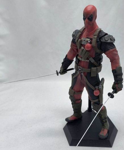 Deadpool Collectible Figurine by Crazy Toys  Mint Condition  Unboxed