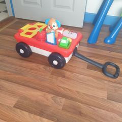Fisher Price Pull & Play Wagon